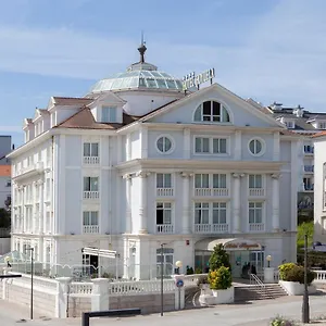 4* Hotel Hoyuela